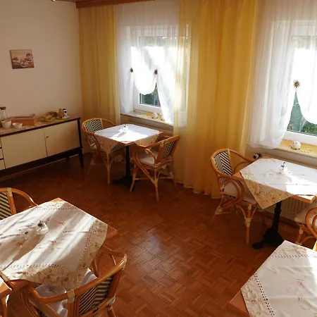 게스트하우스 Schlossblick 3*